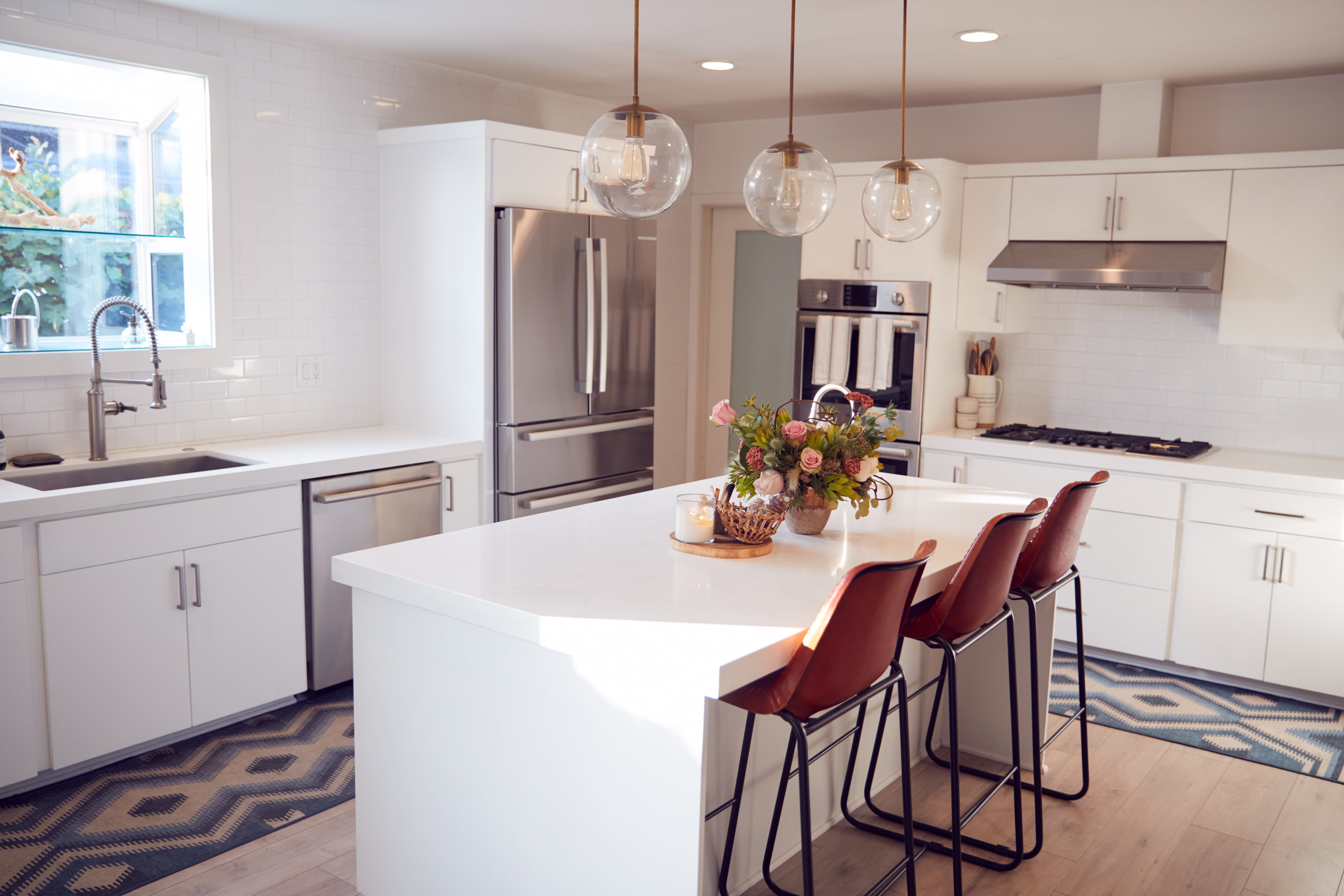 9 Kitchen Remodel Tips for Style, Comfort, and Ease