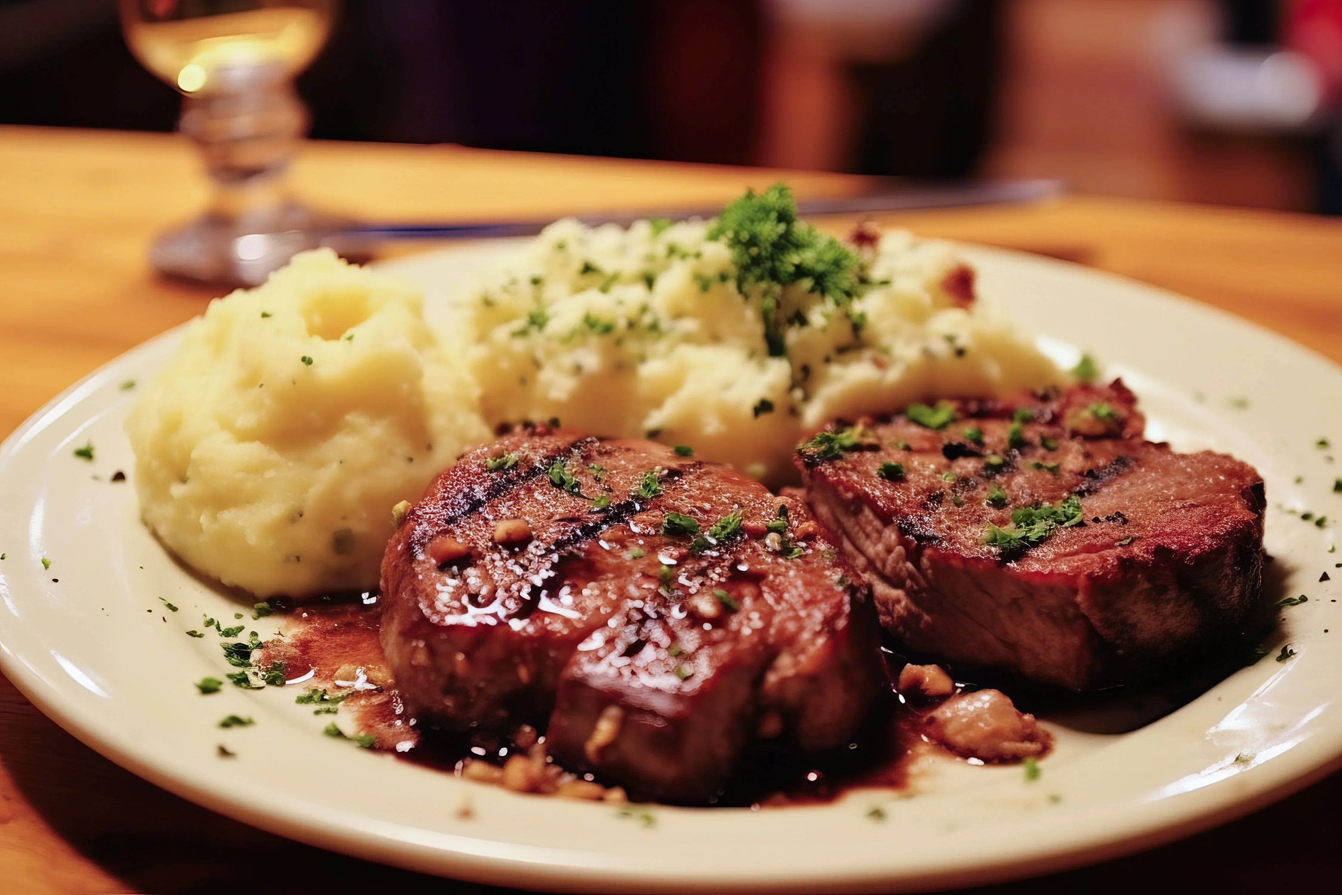 Steak, Mashed Potatoes & Red Wine Sauce
