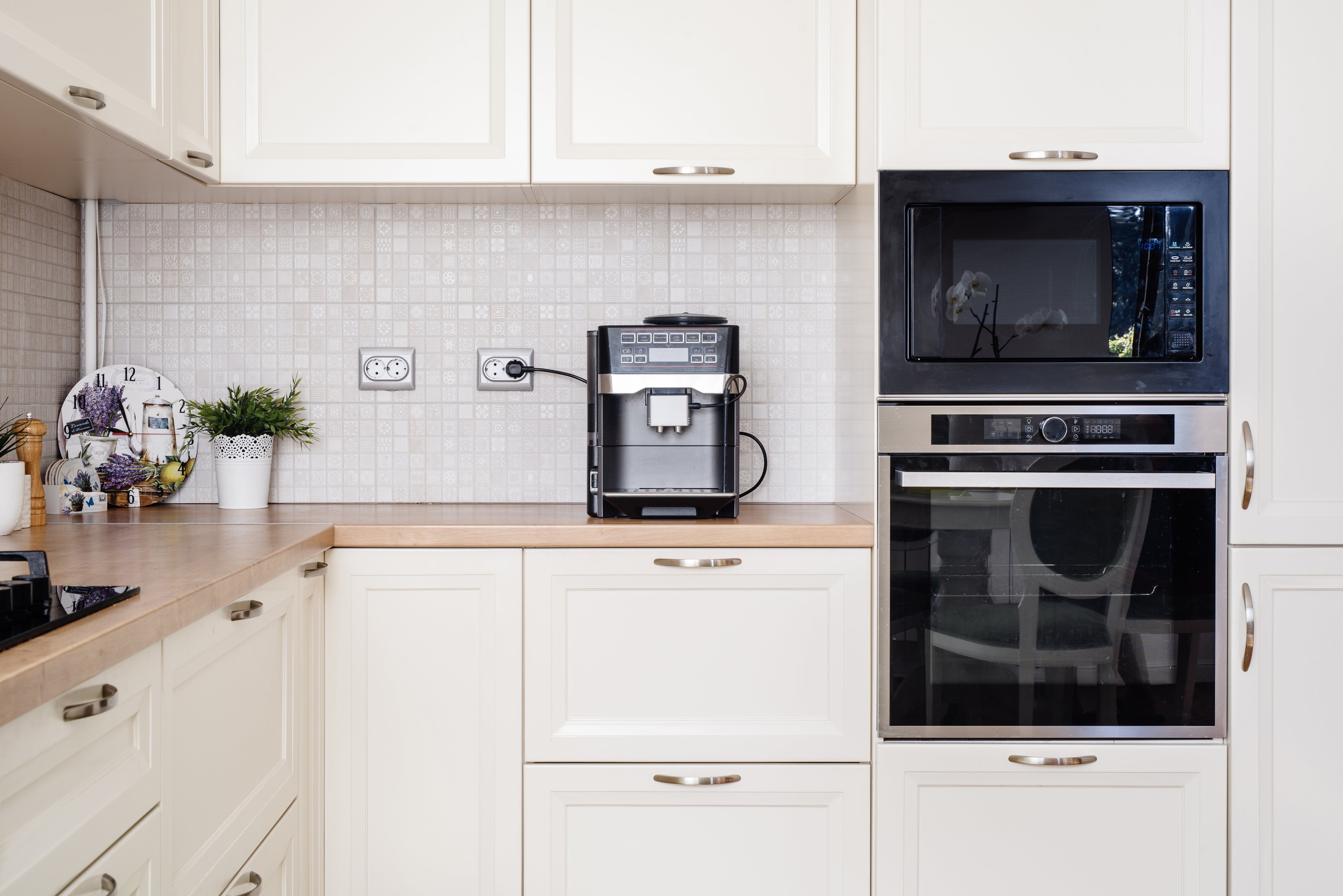 7 Essential Kitchen Appliance Accessories