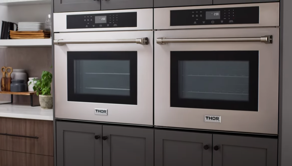 The Stainless Steel Wall Oven: A Modern Kitchen Essential